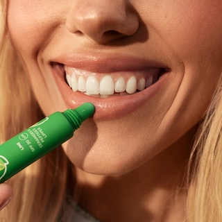 Lipper-блиск LIPSS LIME
